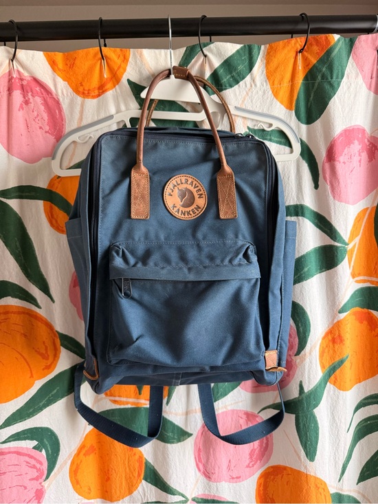 Fjallraven Handbags - Fjallraven Kånken Leather-Accent laptop Backpack - Navy